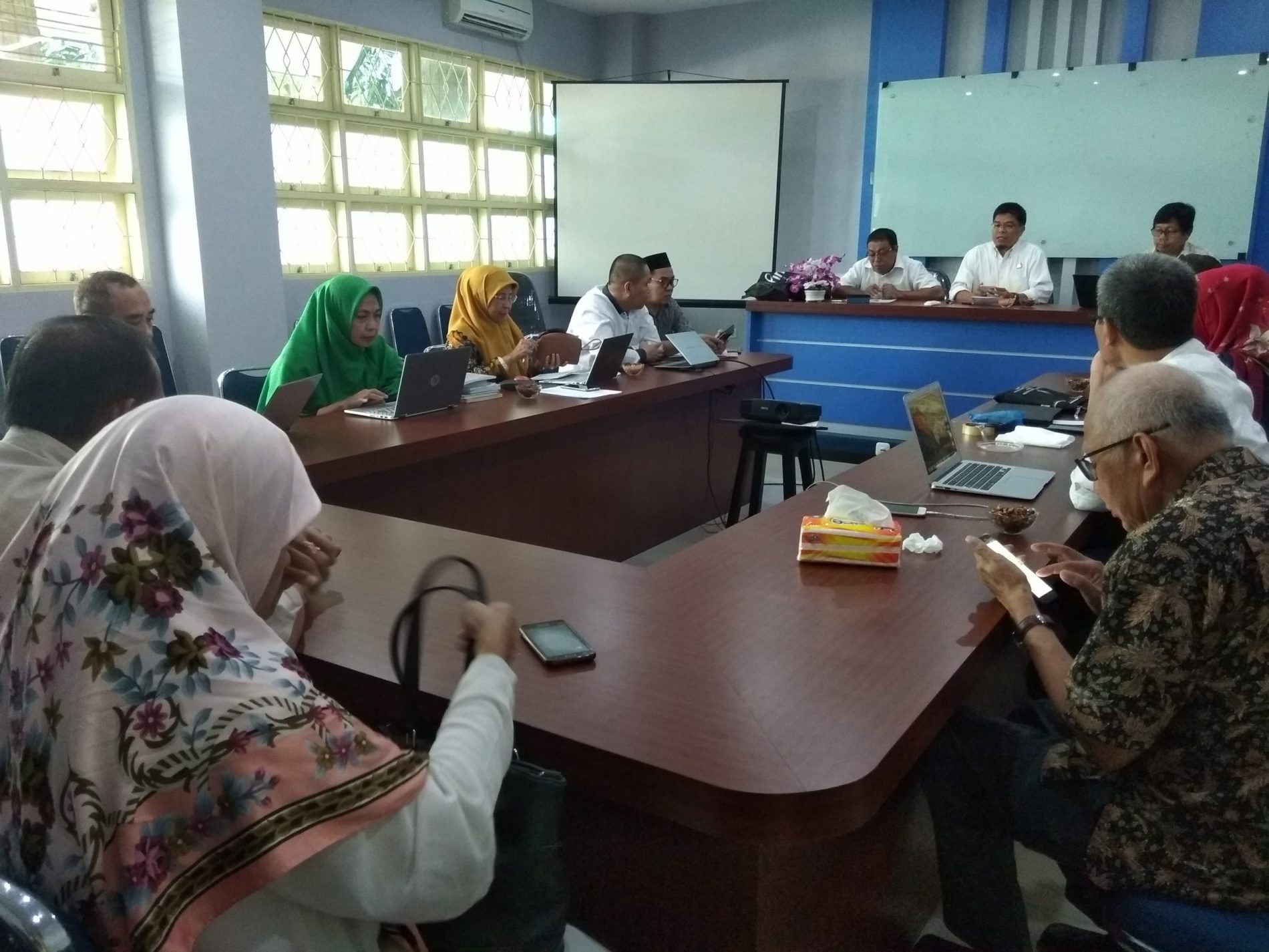 Rapat Rutin Rabuan Fakultas Perikanan dan Ilmu Kelautan UMI