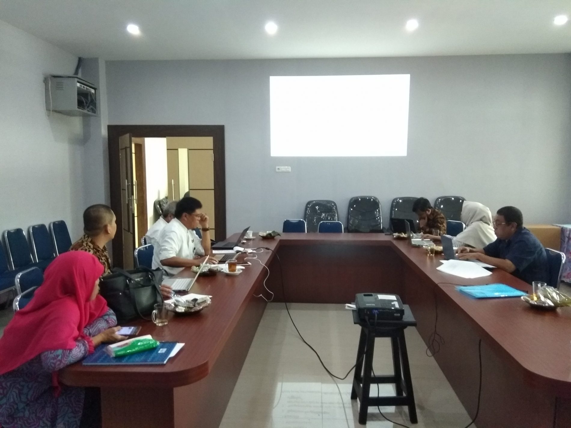 Rapat Harian Fakultas Perikanan dan Ilmu Kelautan UMI