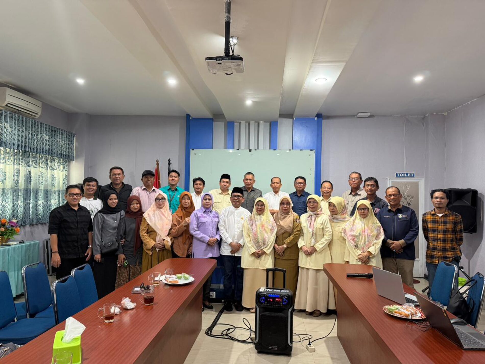 Fakultas Perikanan dan Ilmu Kelautan Universitas Muslim Indonesia (FPIK UMI) Menggelar Pertemuan dan Silaturahmi Bersama Alumni