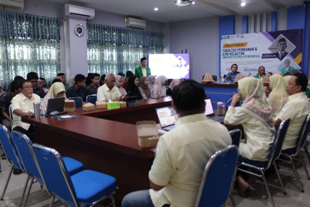 Kuliah Umum FPIK UMI Bahas Kebijakan dan Tantangan Pengelolaan Sumberdaya Pesisir dan Laut