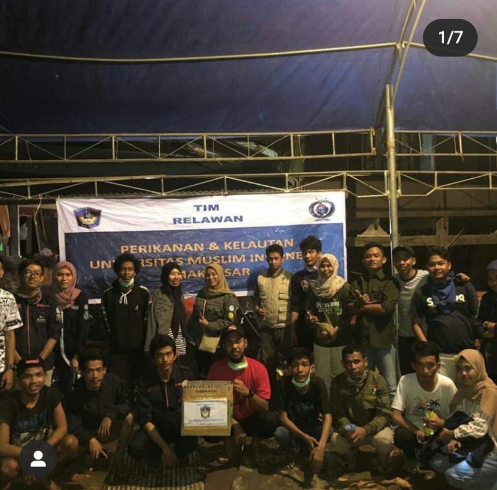 Himpunan Fakultas Perikanan dan Ilmu Kelautan UMI Menjadi Relawan Korban Banjir