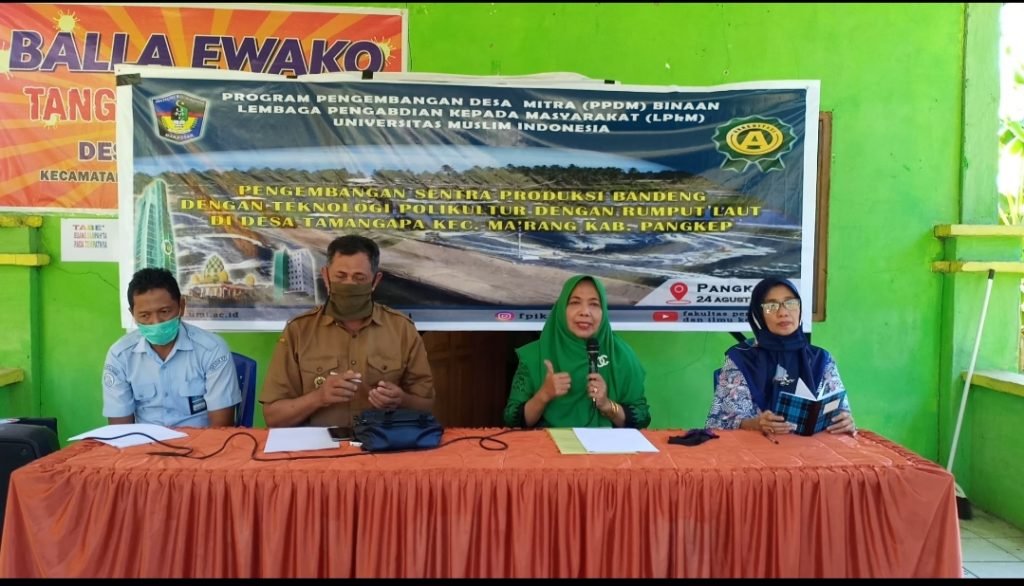 Harlina Usman, Dosen Fakultas Perikanan dan Ilmu Perikanan UMI Melaksanakan Program Pengembangan Desa Mitra (PPDM) Binaan di Desa Tamangapa Kec. Ma’rang Kab. Pangkep.